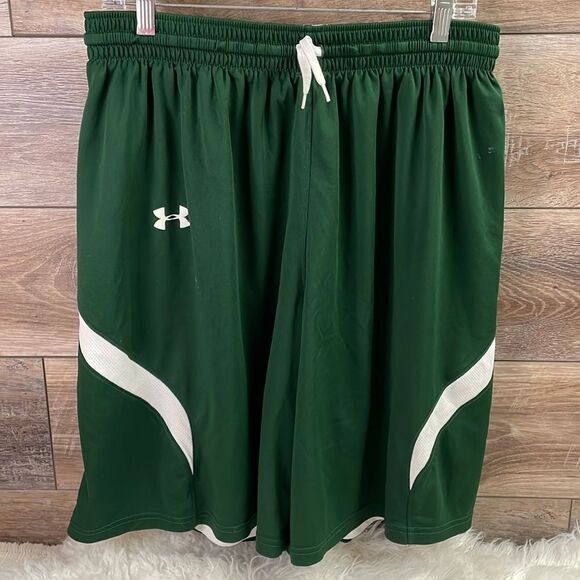 UNDER ARMOUR  Adult Clutch Reversible Basketball Shorts Size Large Green White - Picture 1 of 6